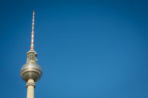 Fernsehturm Alexanderplatz Berlin von _dchris (flickr)